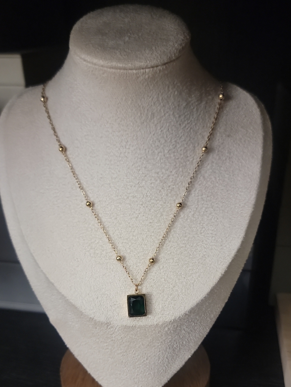 Gold Beaded Chain Necklace with Dark Green Pendant - Women Jewelry